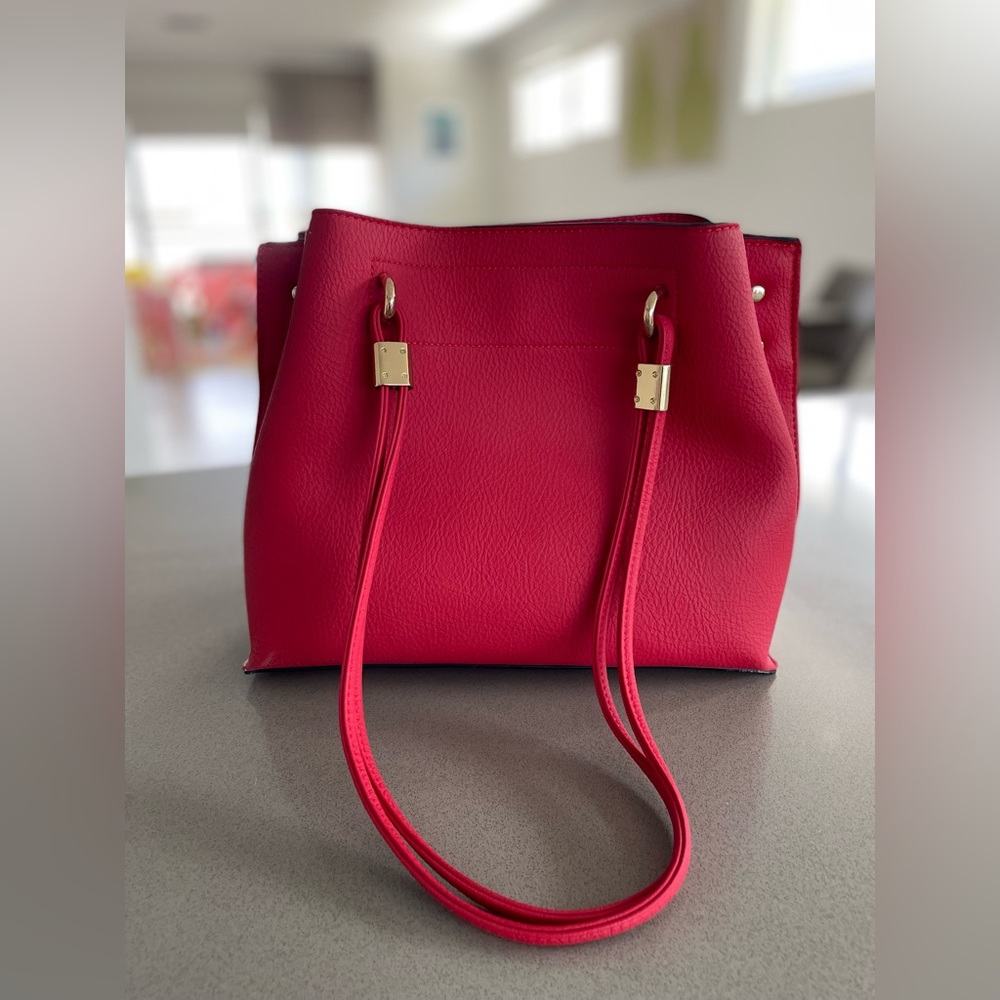 BRAND NEW MERIKAI Red Double Cord Strap Tote Bag - Picture 4 of 4